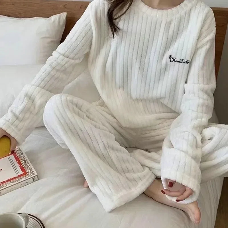 Autumn Winter Warm Flannel Women Pyjamas Sets Thick Coral Velvet Long Sleeve Soild Sleepwear Casual Flannel Pajamas Homewear